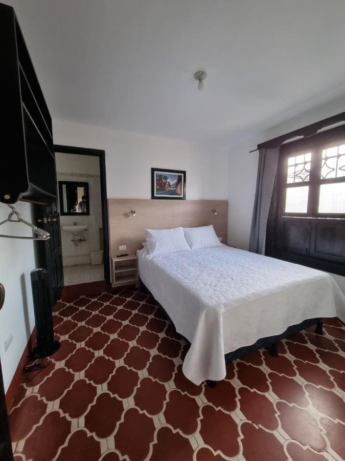 Casa Capirucho Hotel Antigua ภายนอก รูปภาพ