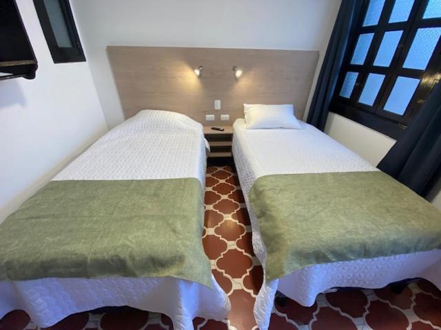 Casa Capirucho Hotel Antigua ภายนอก รูปภาพ