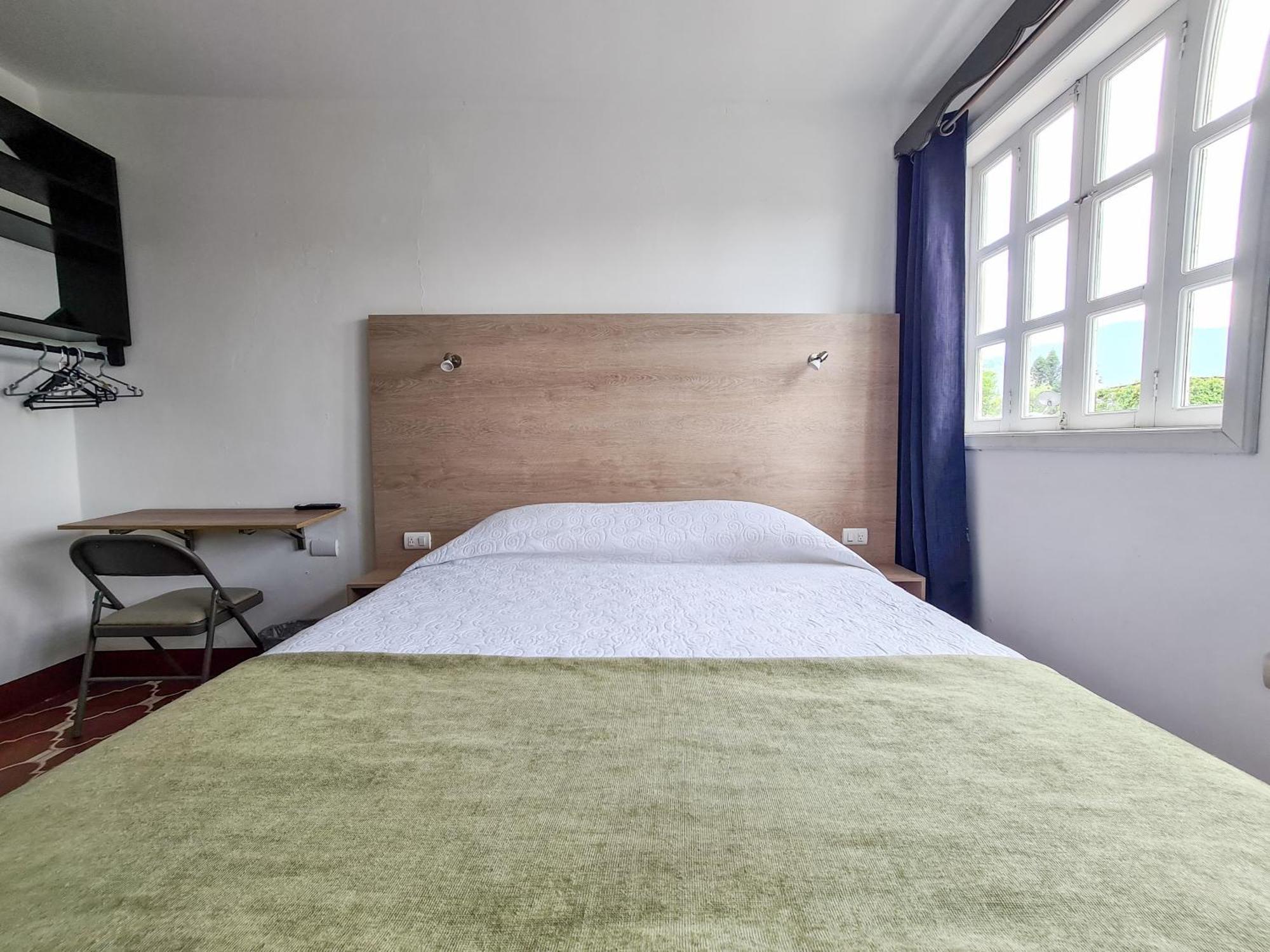 Casa Capirucho Hotel Antigua ภายนอก รูปภาพ